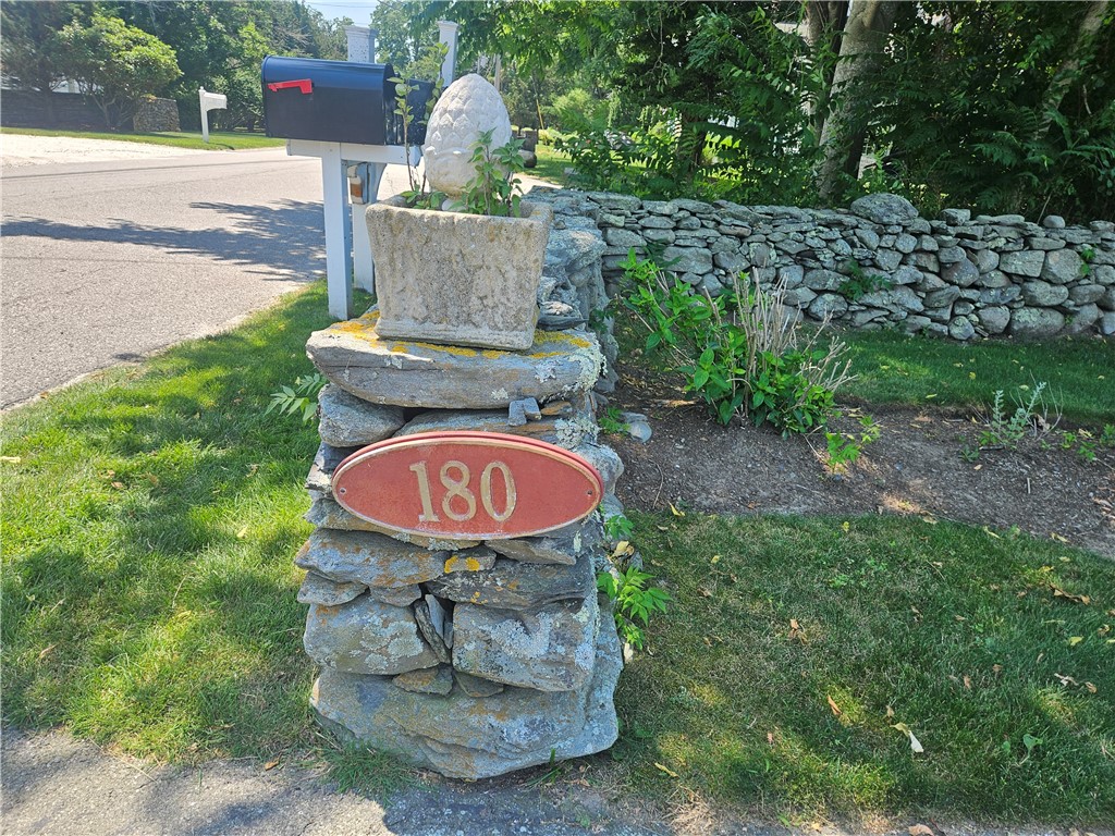 180 Poppasquash Road