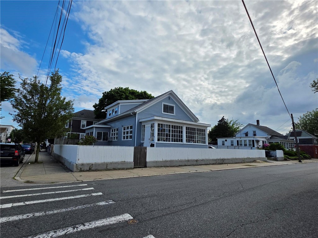 36 Utton Avenue