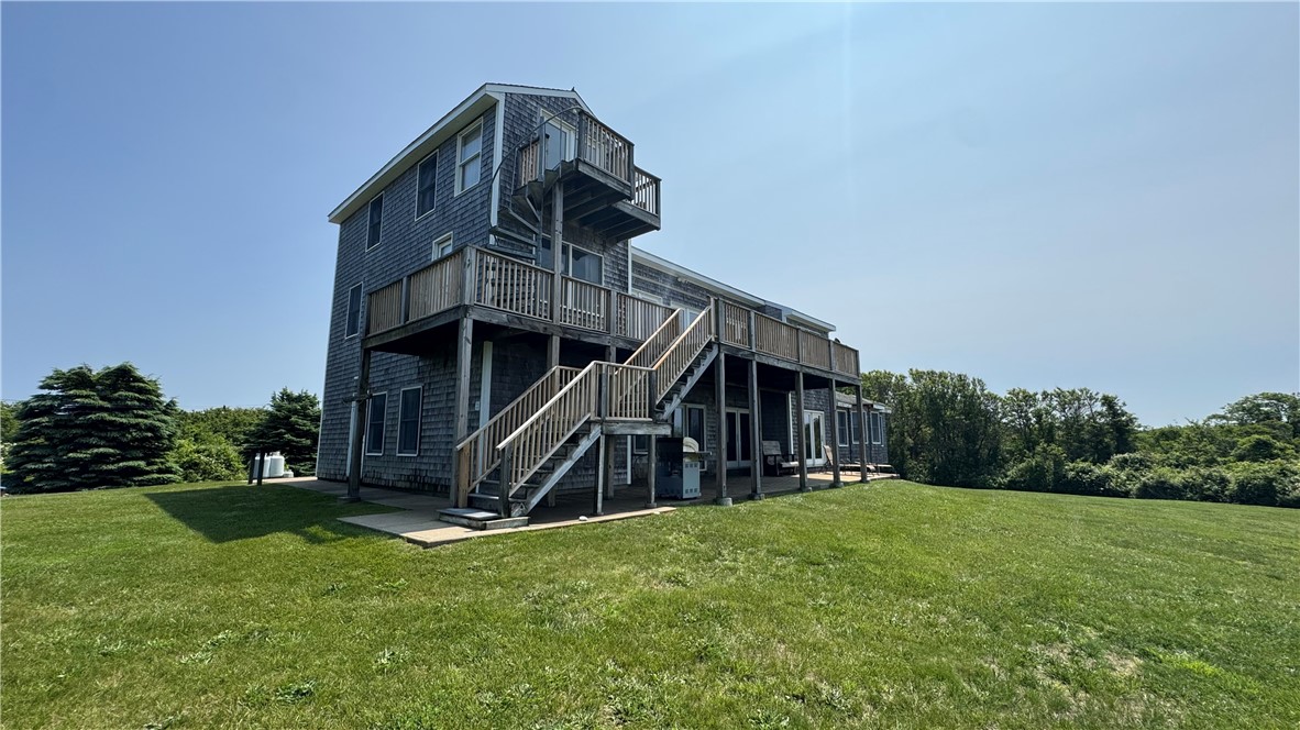 1078 West Beach Road