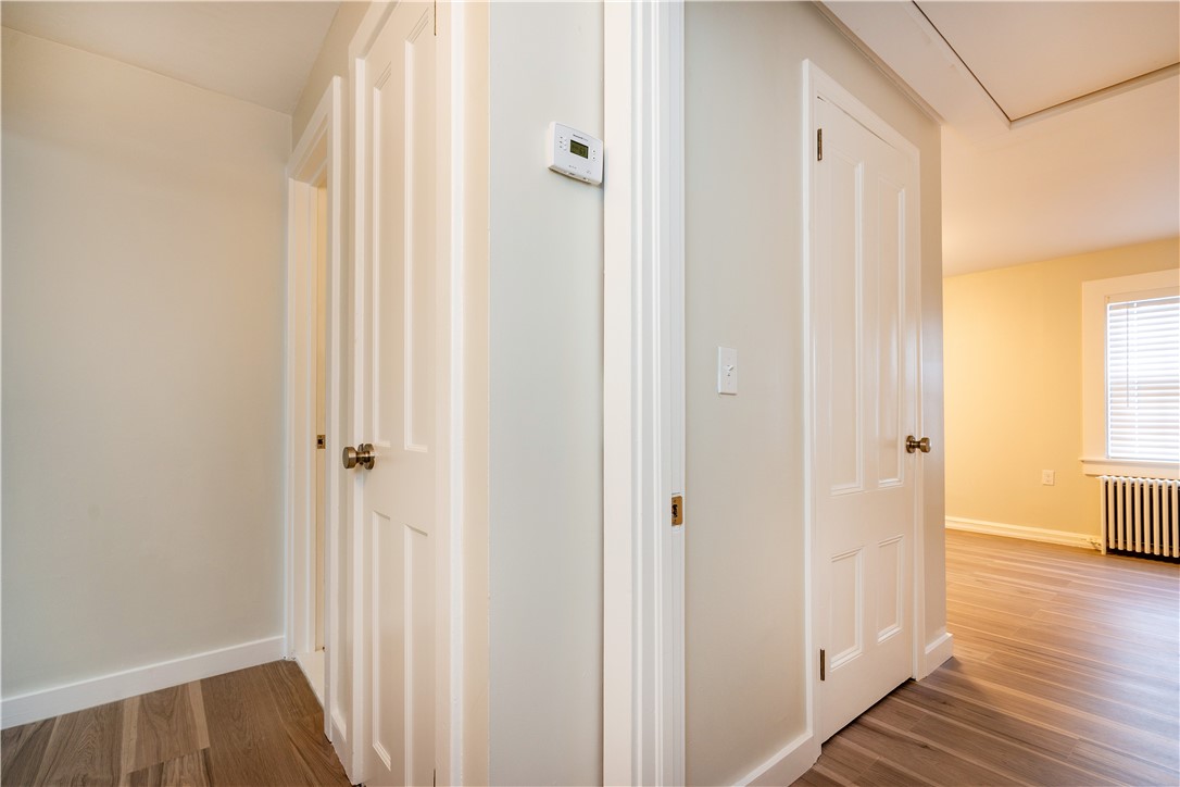 Newport, Rhode Island 02840, United States, 2 Bedrooms Bedrooms, ,2 BathroomsBathrooms,Residential,Active,202138