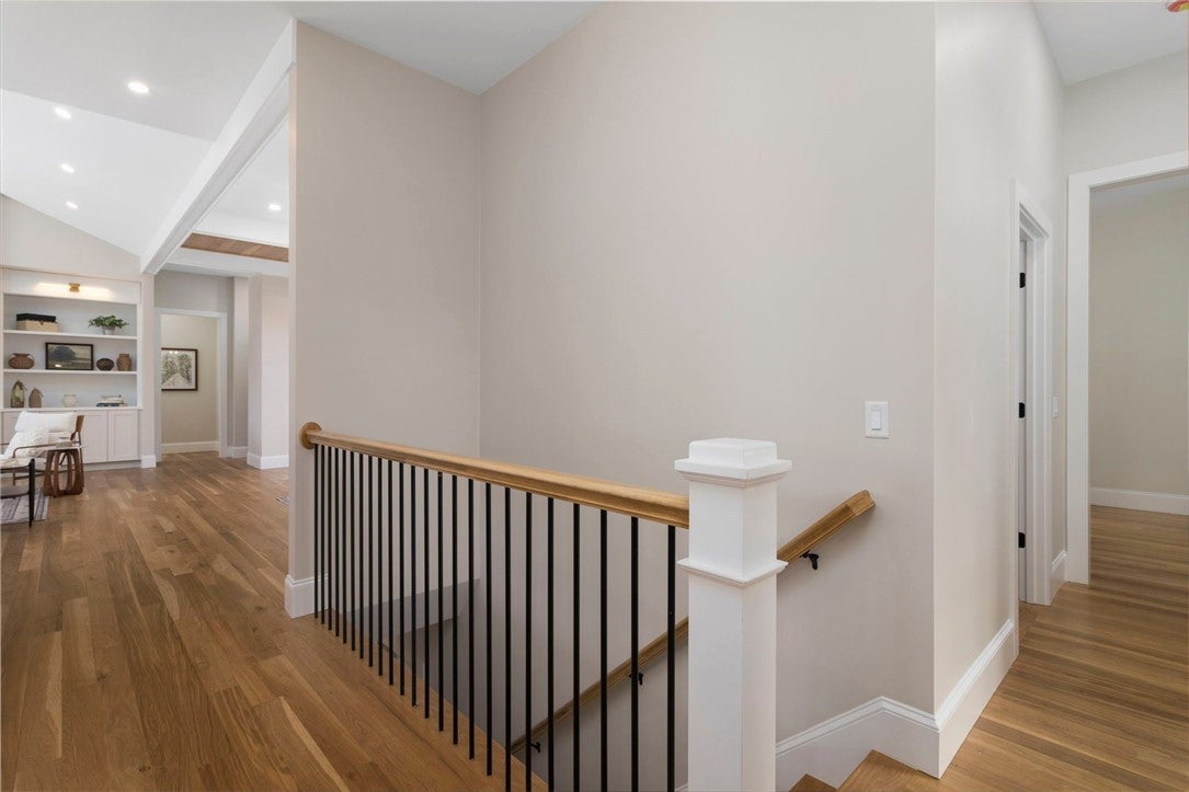 North Kingstown, Rhode Island, 02852, United States, 4 Bedrooms Bedrooms, ,4 BathroomsBathrooms,Residential,Pending,2045760