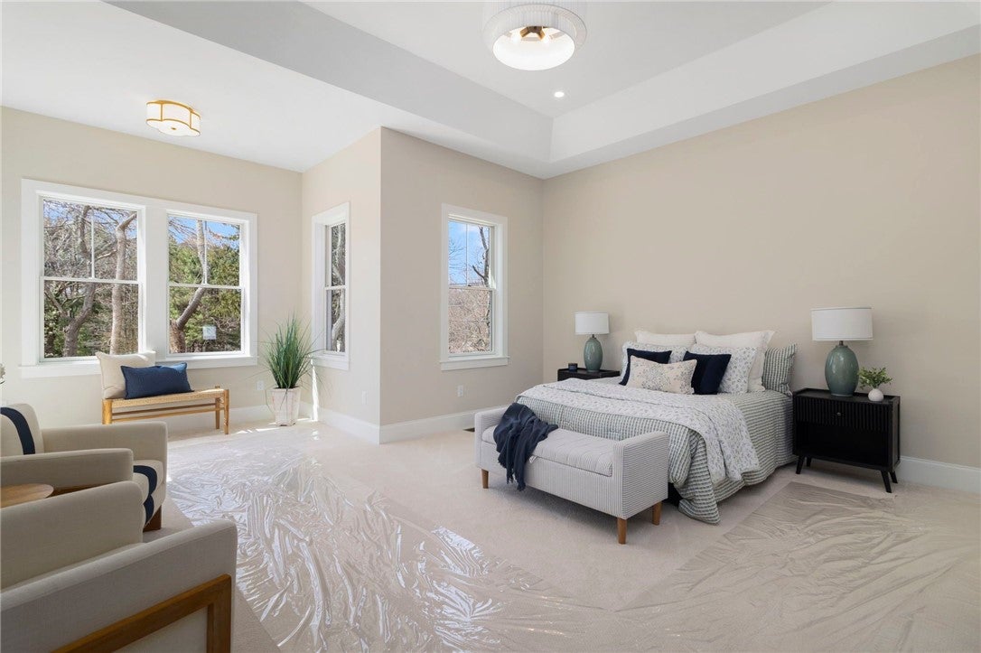 North Kingstown, Rhode Island, 02852, United States, 4 Bedrooms Bedrooms, ,4 BathroomsBathrooms,Residential,Pending,2045760