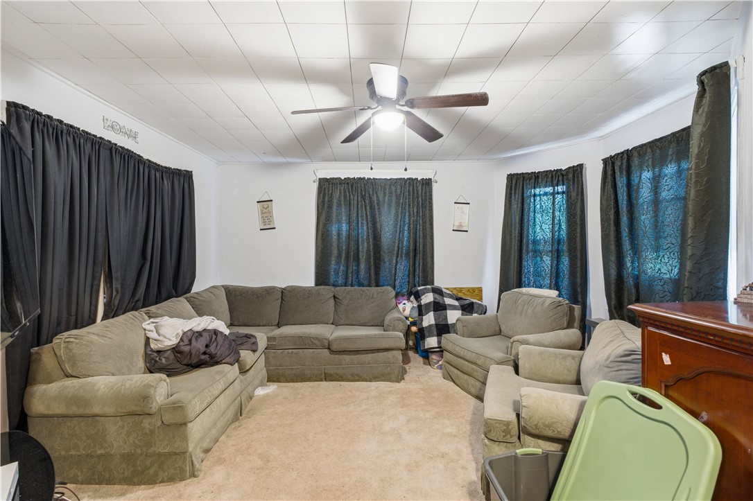 14 Garfield Avenue 16