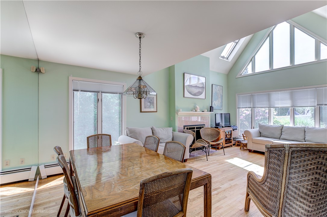 Newport, Rhode Island 02840, United States, 3 Bedrooms Bedrooms, ,3 BathroomsBathrooms,Residential,Active,16214