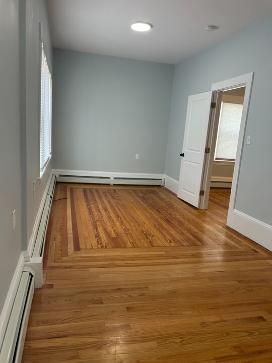 168 Waterman Avenue 2