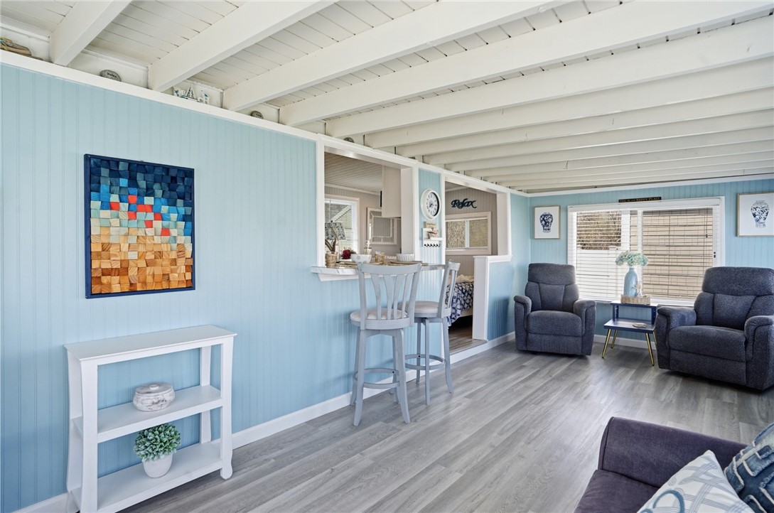 64 Burnside Avenue #6