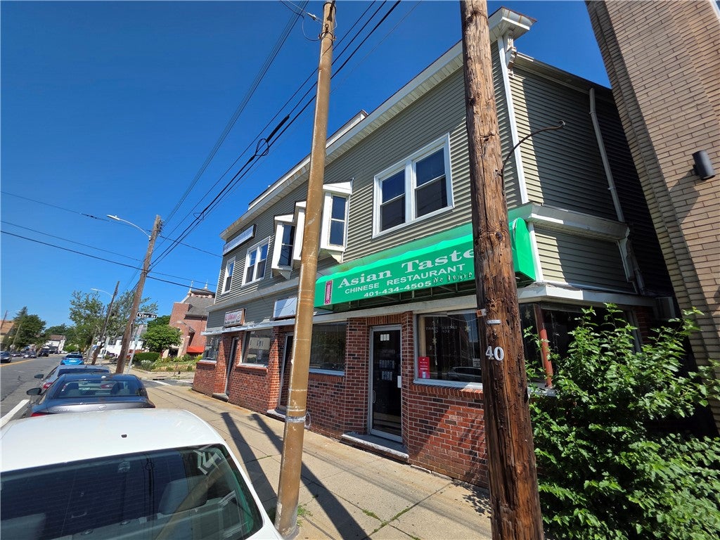122 Taunton Avenue 126