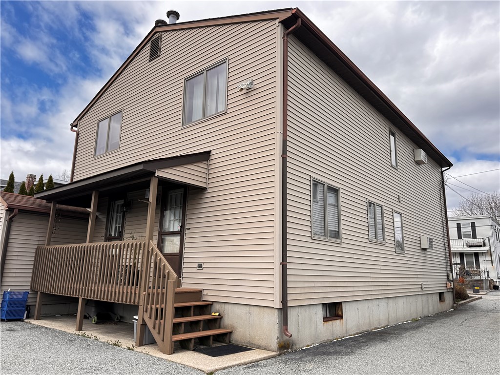 194 Progress Avenue 196