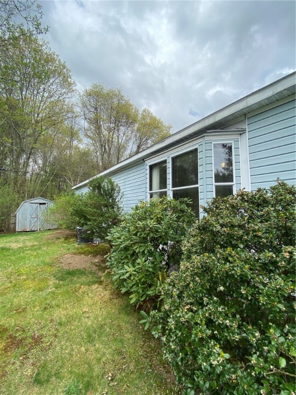 West Greenwich, Rhode Island 02817, United States, 2 Bedrooms Bedrooms, ,2 BathroomsBathrooms,Residential,Active,124809