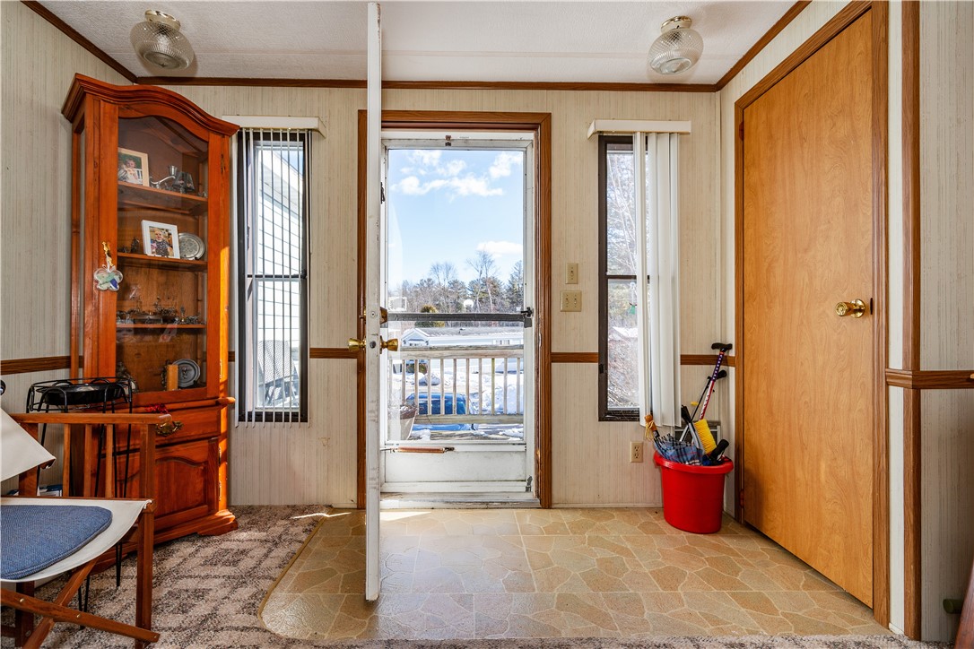 22 W Greenwich Street