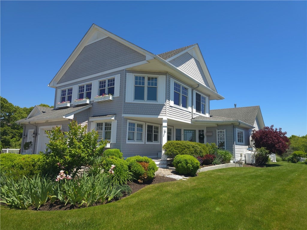 19 Moonlight Drive