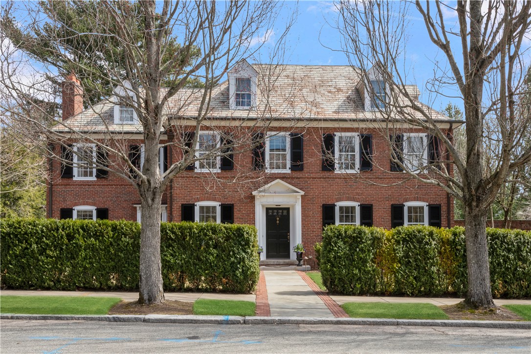 125 Grotto Avenue