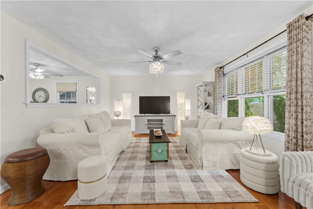 6 Legris Commons Lane 6