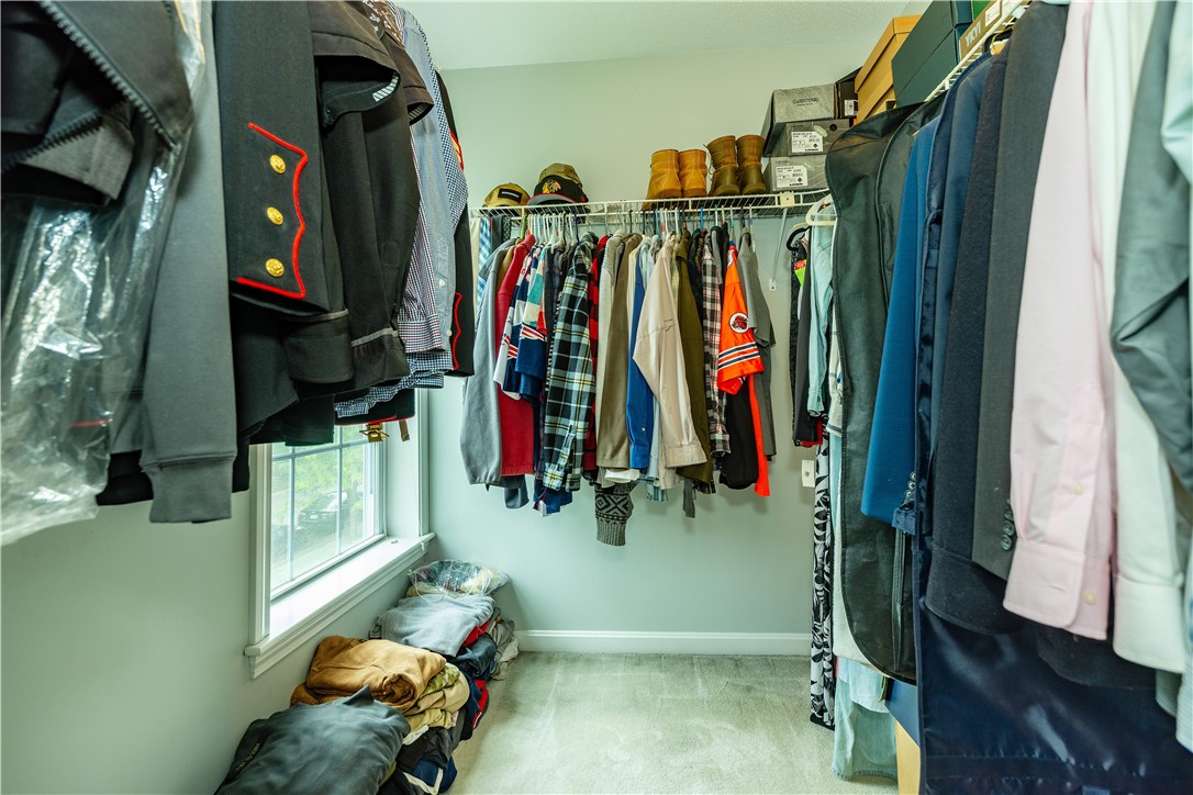 Coventry, Rhode Island 02816, United States, 3 Bedrooms Bedrooms, ,3 BathroomsBathrooms,Residential,Active,150014