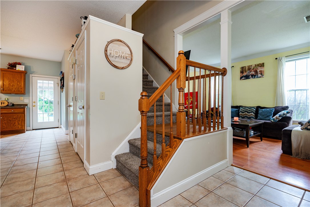 Coventry, Rhode Island 02816, United States, 3 Bedrooms Bedrooms, ,3 BathroomsBathrooms,Residential,Active,150014