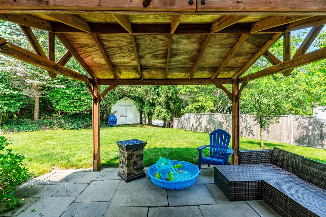 Coventry, Rhode Island 02816, United States, 3 Bedrooms Bedrooms, ,3 BathroomsBathrooms,Residential,Active,150014