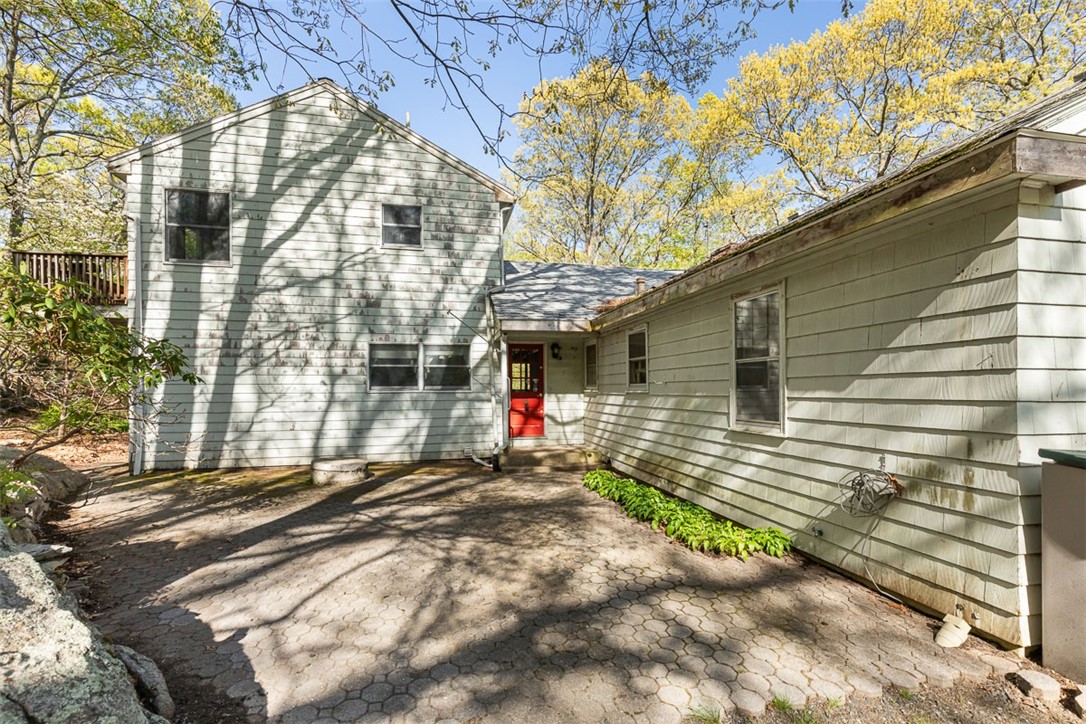 101 Cobble Hill Road
