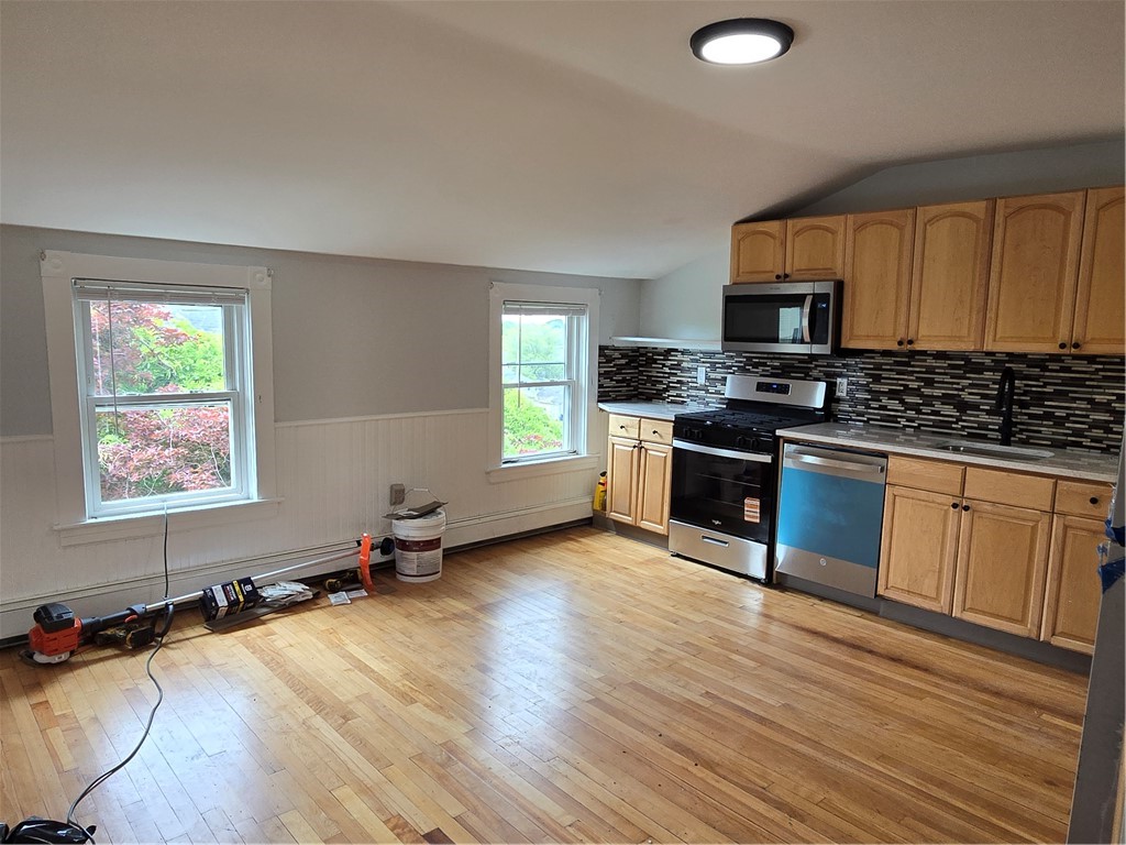 93 Bay View Avenue