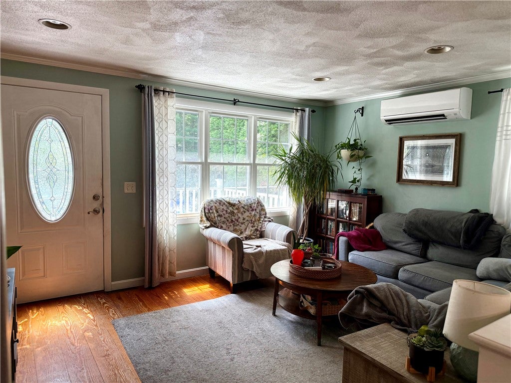408 Gardiner Road