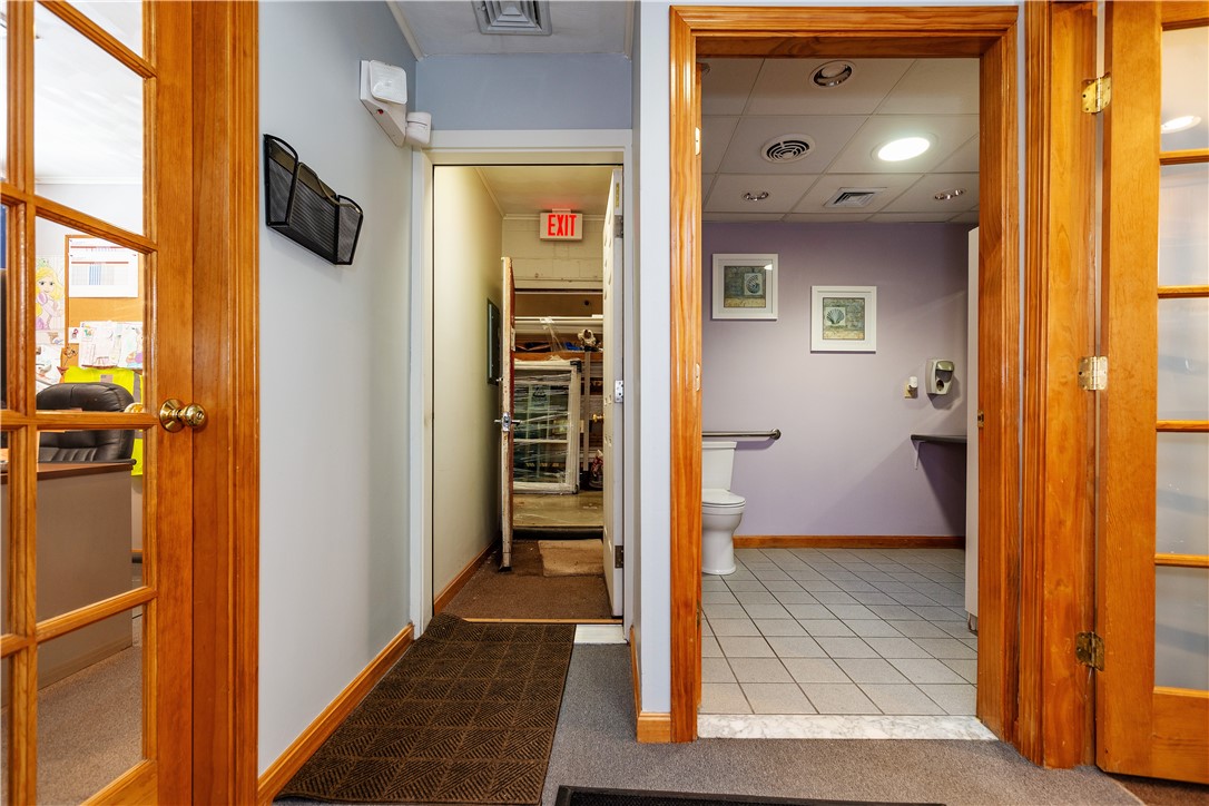 Warwick, Rhode Island 02889, United States, ,Commercial,Active,98846