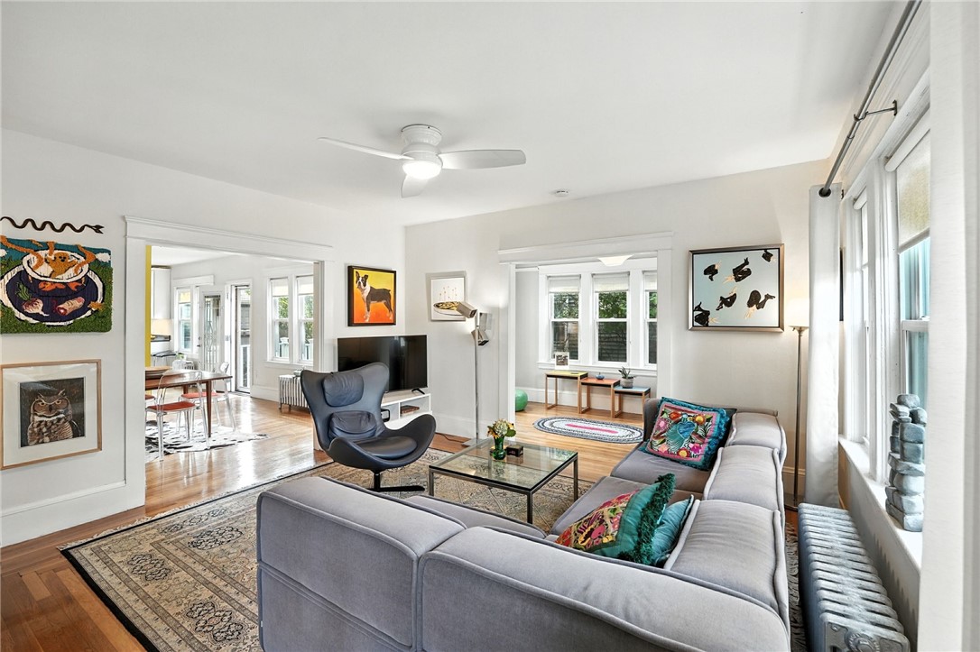 125 EVERGREEN Street