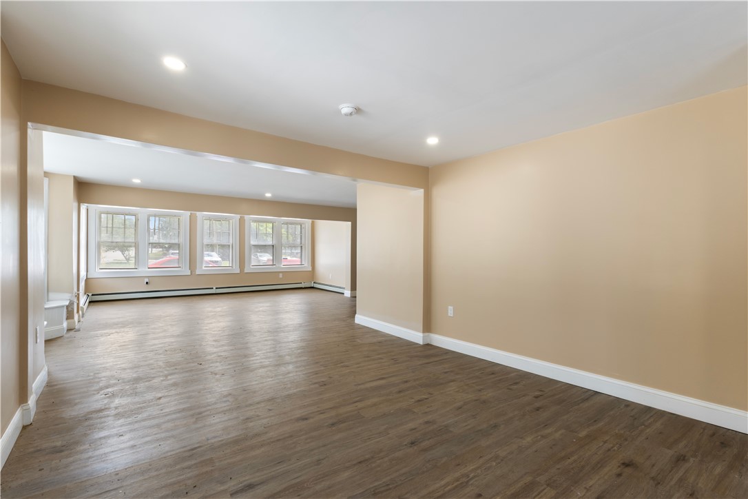 14 16 W Natick Road