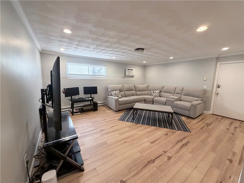 300 Smithfield Road P2-4