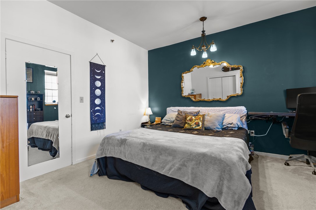 East Greenwich, Rhode Island 02818, United States, 1 Bedroom Bedrooms, ,1 BathroomBathrooms,Residential,Active,182027