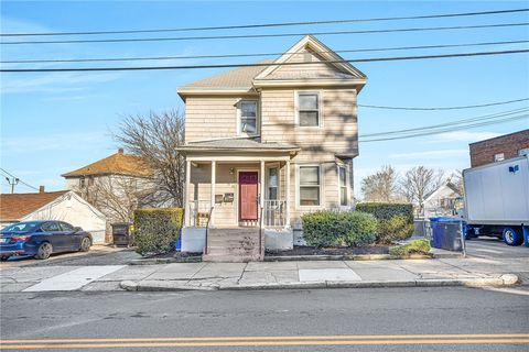 151 153 Pidge Avenue Pawtucket RI 02860