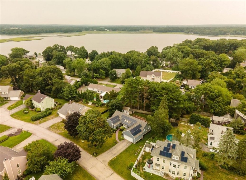 3 Meadow Circle