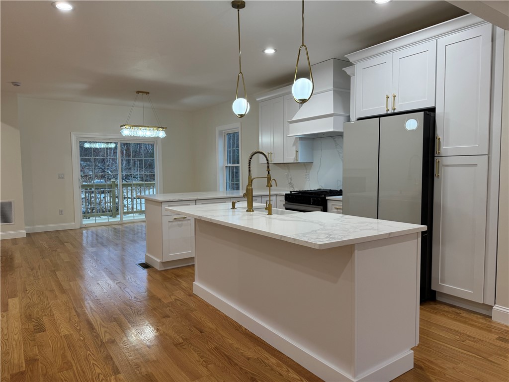1403 Hunting Hill Drive