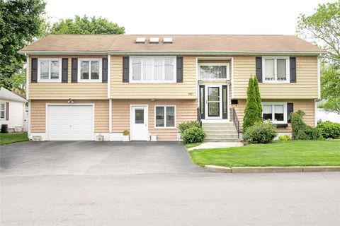 290 E View Avenue Cranston RI 02920
