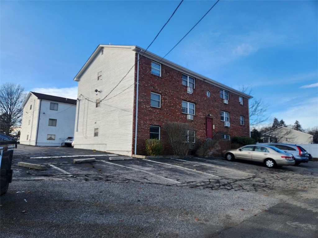 203 Lexington Avenue