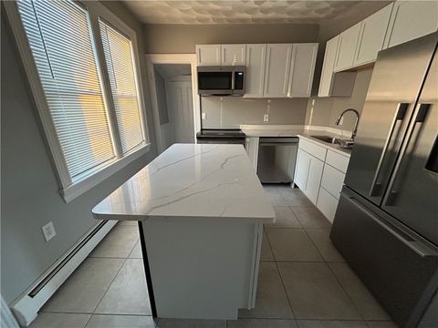 29 Hoppin Avenue East Providence RI 02914