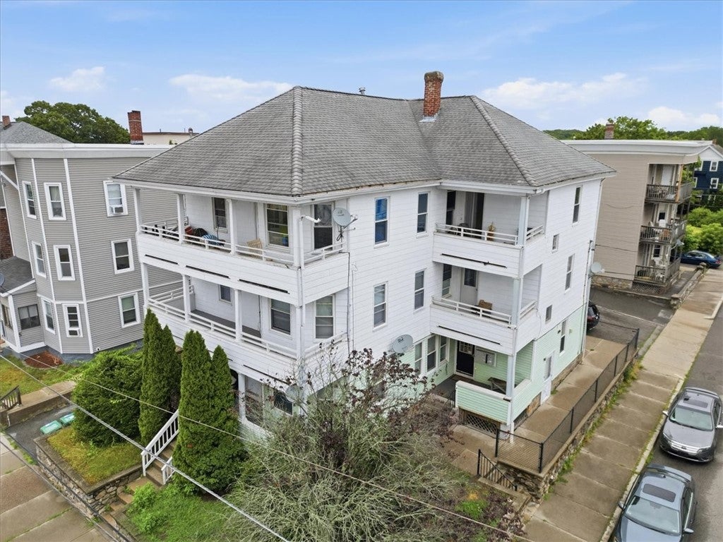 145 Burnside Avenue