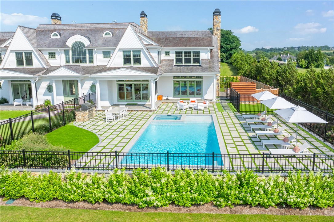 15 Carnegie Heights Drive