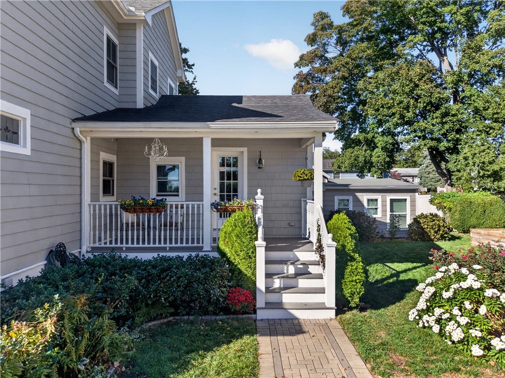 17 Sidney Avenue