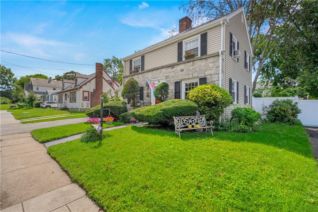 30 Beacon Circle