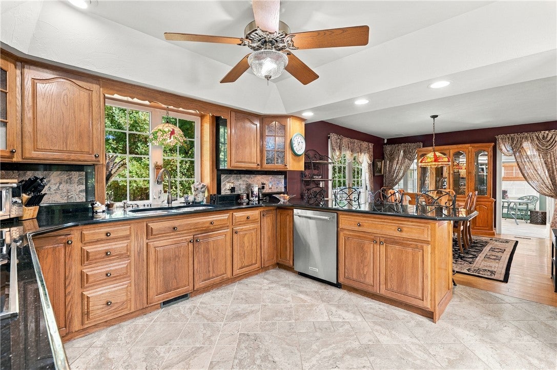 370 Rocky Hill Road
