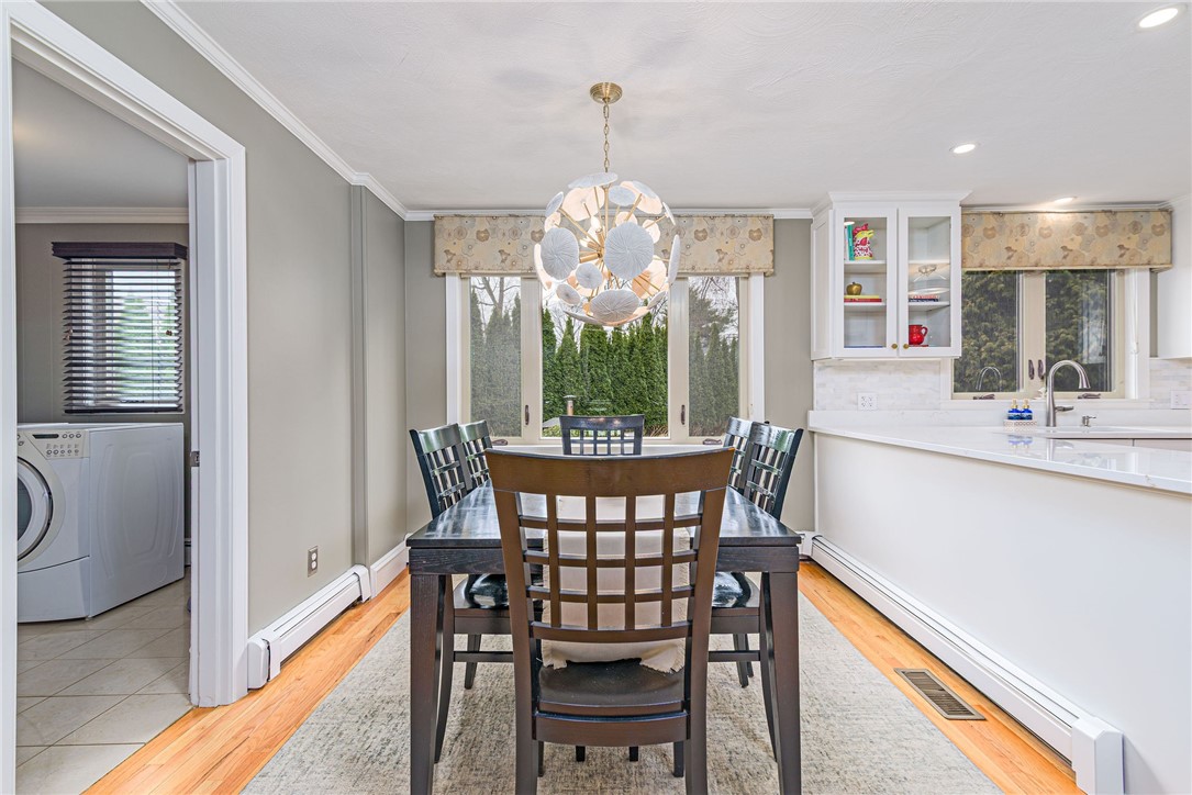 Cranston, Rhode Island 02920, United States, 4 Bedrooms Bedrooms, ,3 BathroomsBathrooms,Residential,Pending,97992