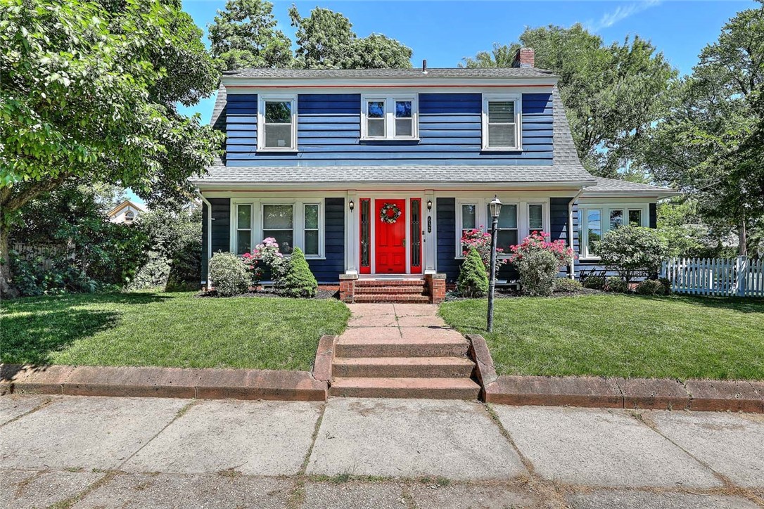 632 East Avenue