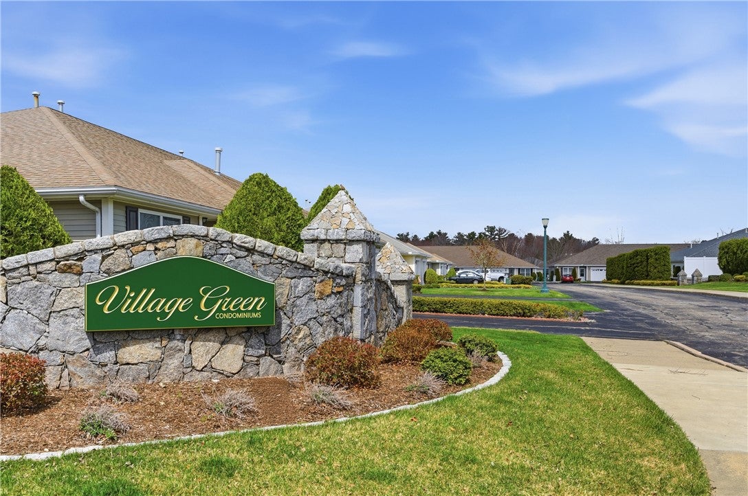2503 Village Green Circle
