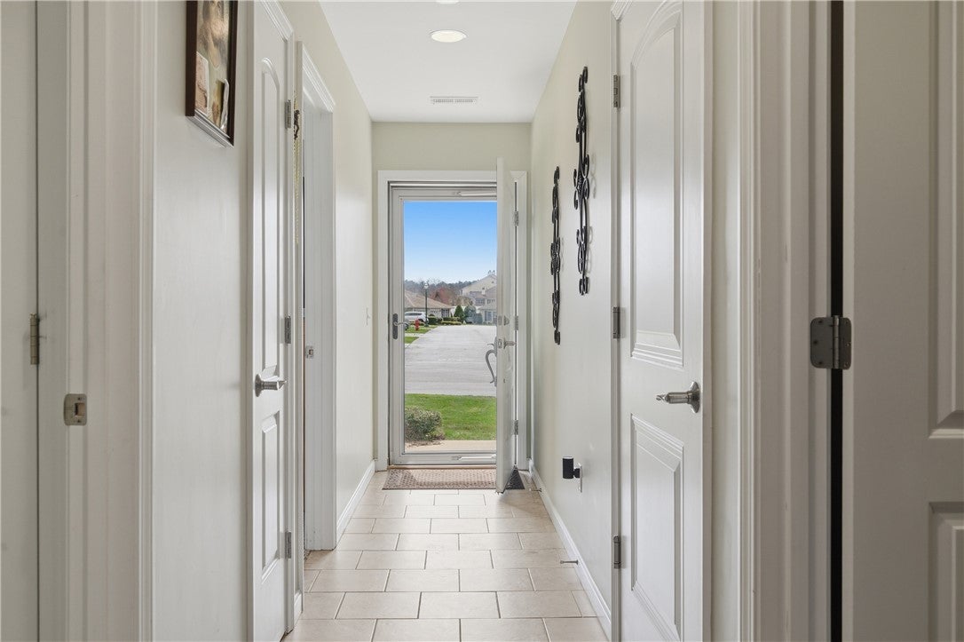 2503 Village Green Circle