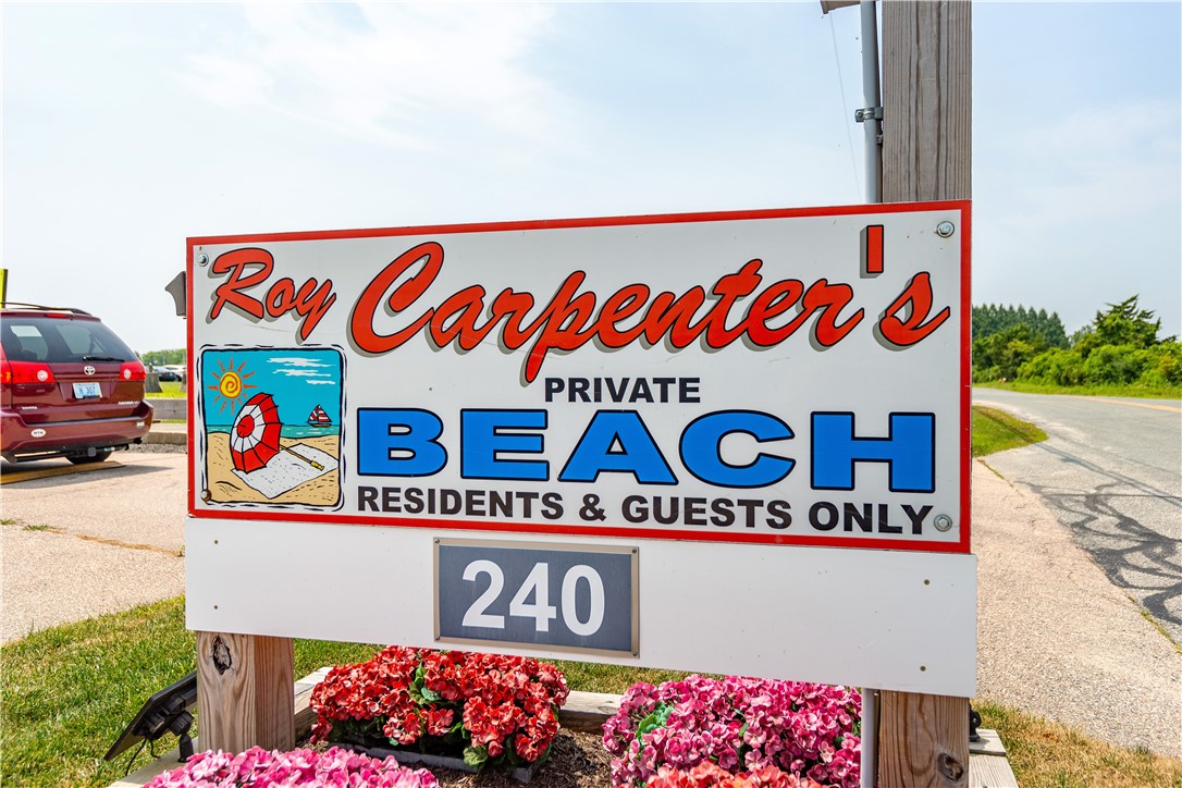 South Kingstown, Rhode Island 02887, United States, 2 Bedrooms Bedrooms, ,1 BathroomBathrooms,Residential,Pending,180192