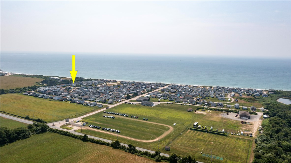 South Kingstown, Rhode Island 02887, United States, 2 Bedrooms Bedrooms, ,1 BathroomBathrooms,Residential,Pending,180192