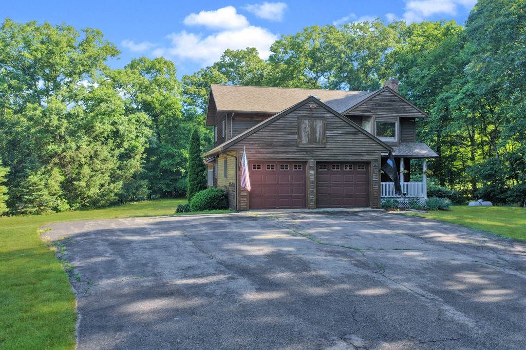 2 Overlook Drive