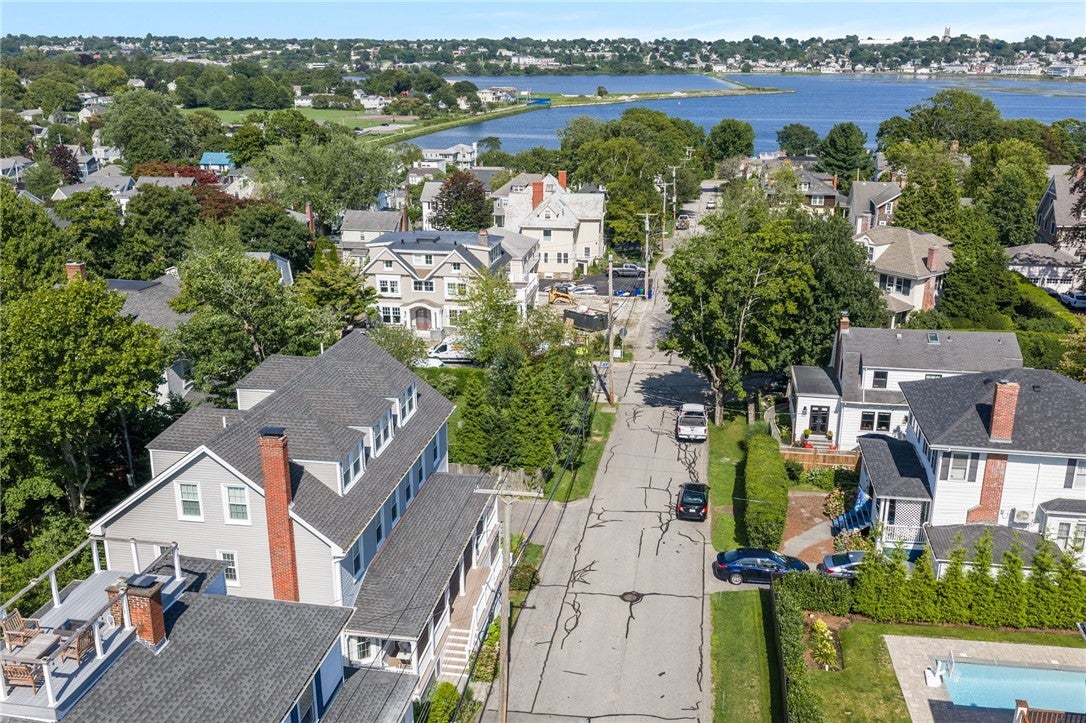 10 Champlin Street 10