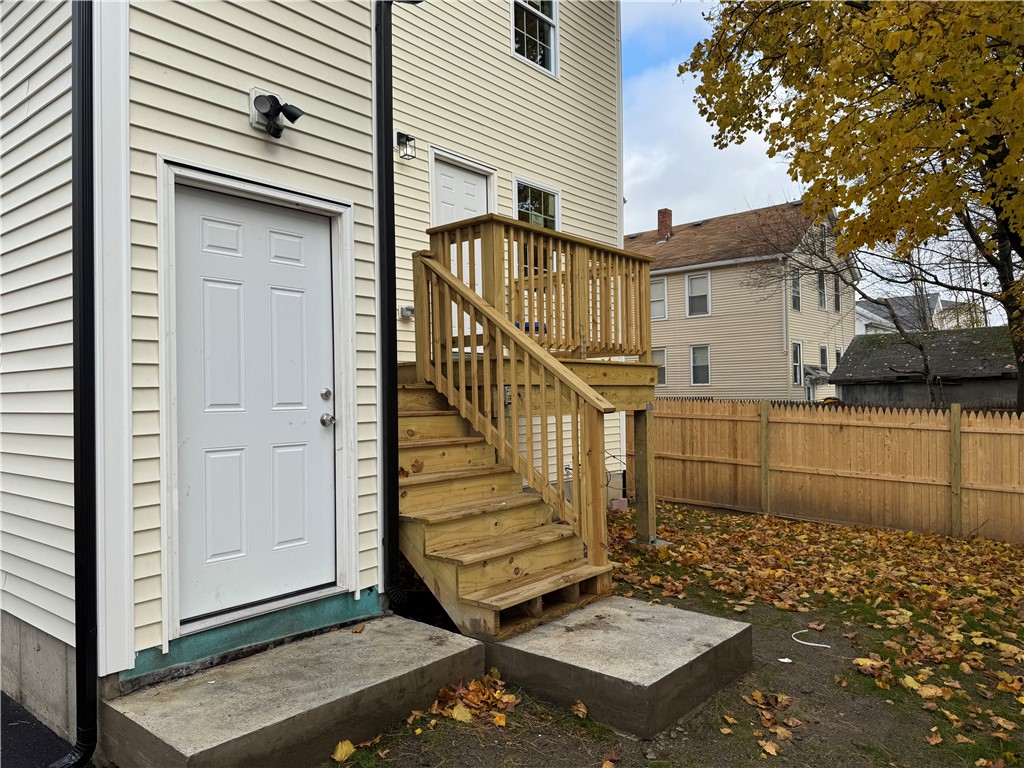 Providence, Rhode Island 02908, United States, 8 Bedrooms Bedrooms, ,4 BathroomsBathrooms,Residential,Active,253654