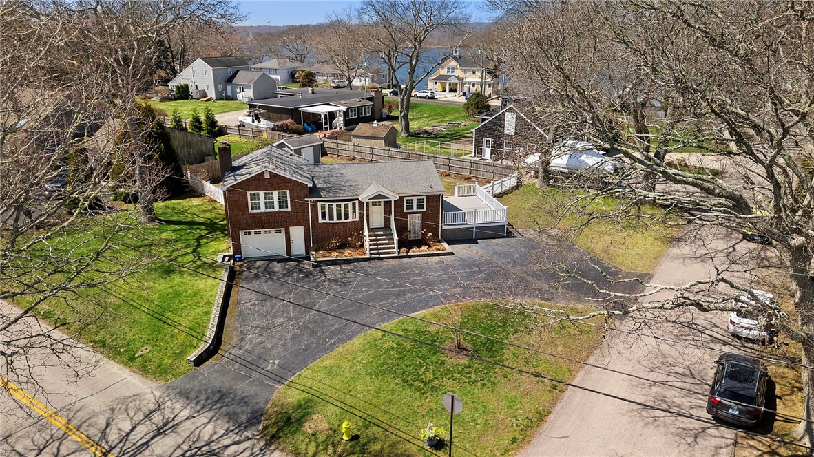 106 Cedar Island Road