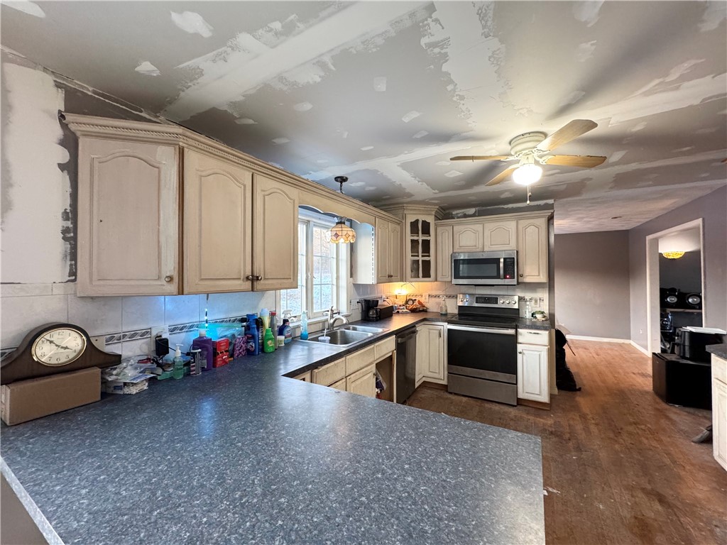 45 Pleasant View Drive